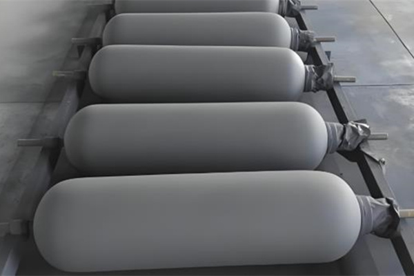 知道嗎？蓄能器價(jià)格居然受到這些因素影響！